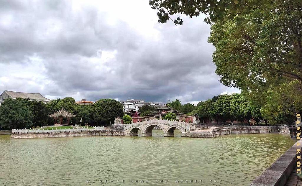 JIUNSHUI TEMPLE DE CONFUCIUS (44).jpg